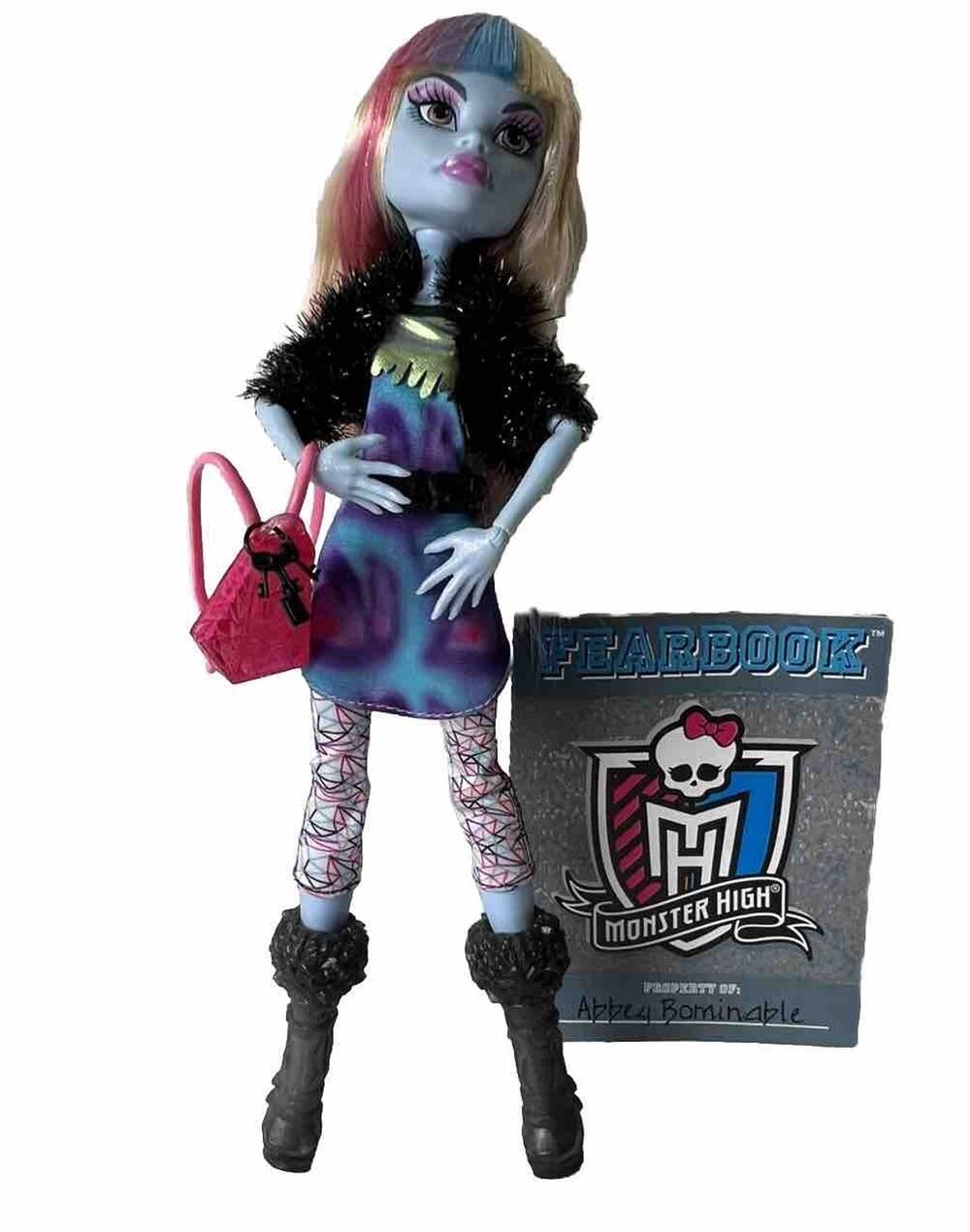 Doll Monster High - Abbey Bominable Doll - Daughter of The Yeti - Picture Day